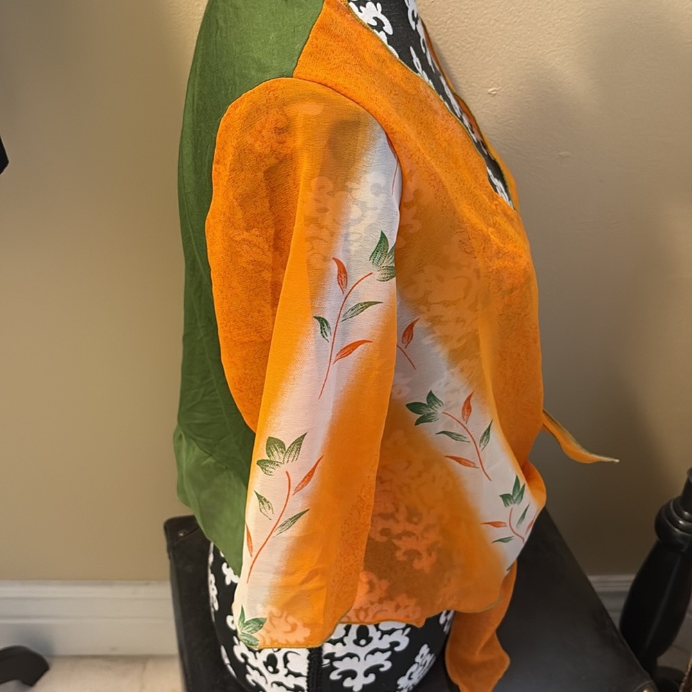 Great Vibrant Solid & Floral Crop scarf tie front mixed fabric ruffle hem cardi